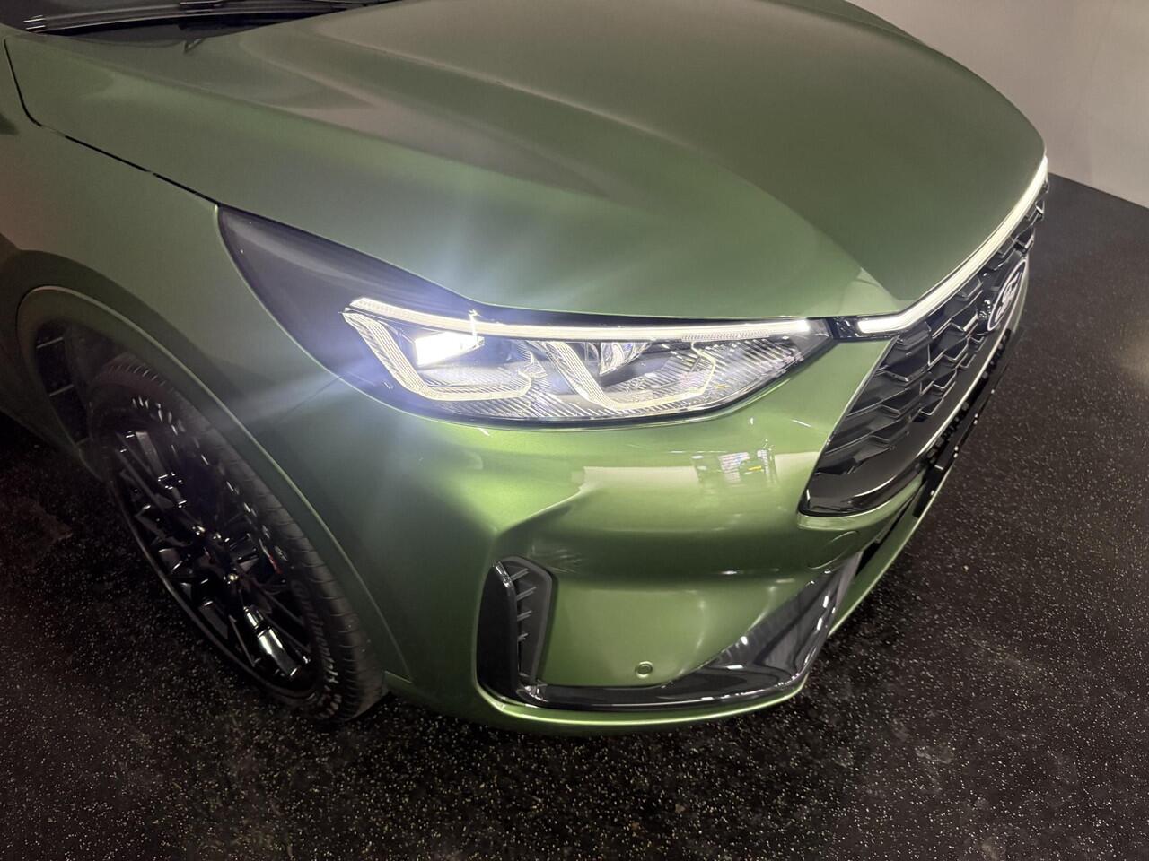 Ford KUGA 2.5 PHEV ST-Line X 243 PK | Black Pack | Pano Dak | Matrix Led Koplampen | Winter Pack | Trekhaak | AGR Stoelen