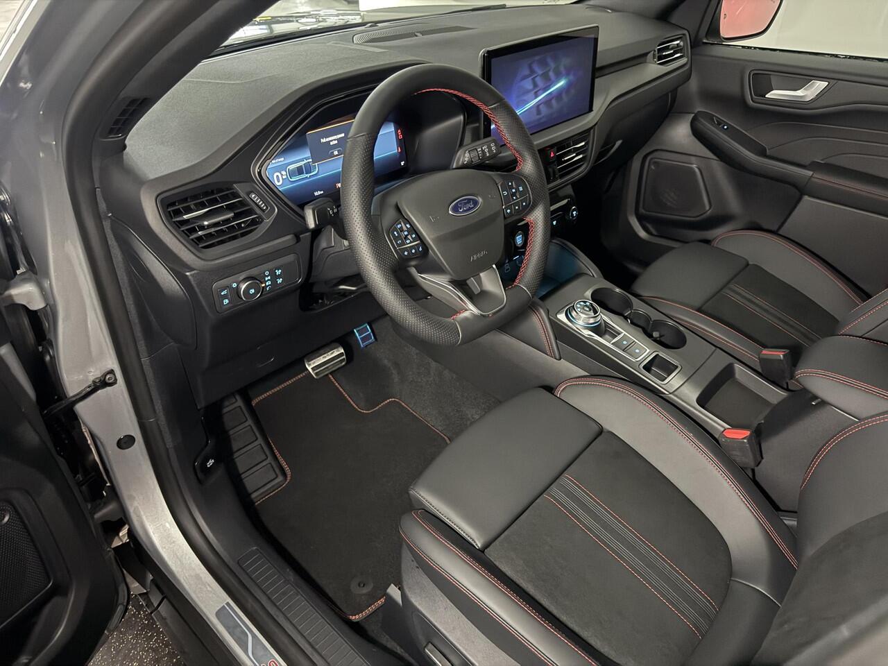 Ford KUGA 2.5 PHEV ST-Line X 243 PK | Winterpack | Trekhaak | Pano Dak | Matrix Led Koplampen | AGR Stoelen