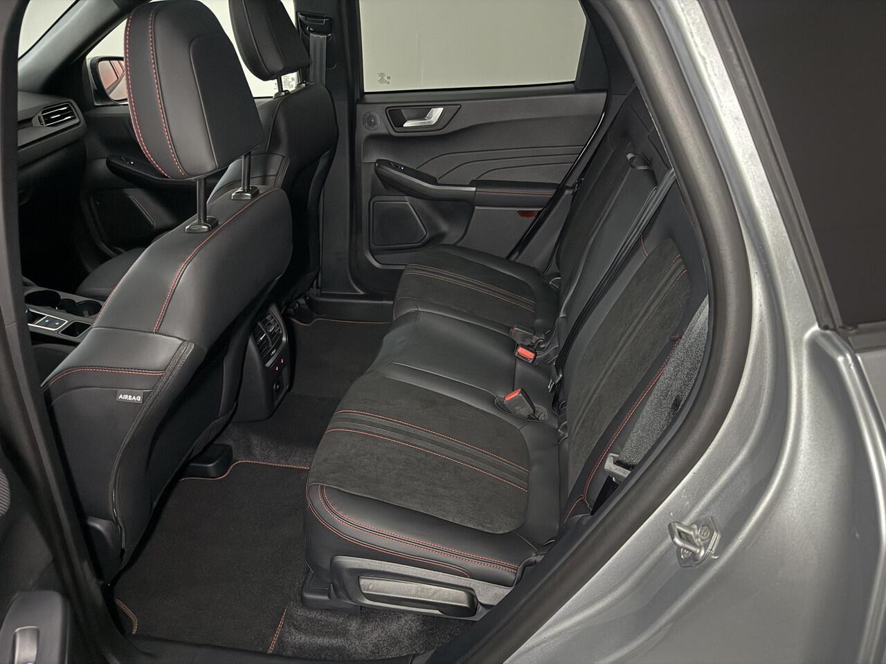 Ford KUGA 2.5 PHEV ST-Line X 243 PK | Winterpack | Trekhaak | Pano Dak | Matrix Led Koplampen | AGR Stoelen