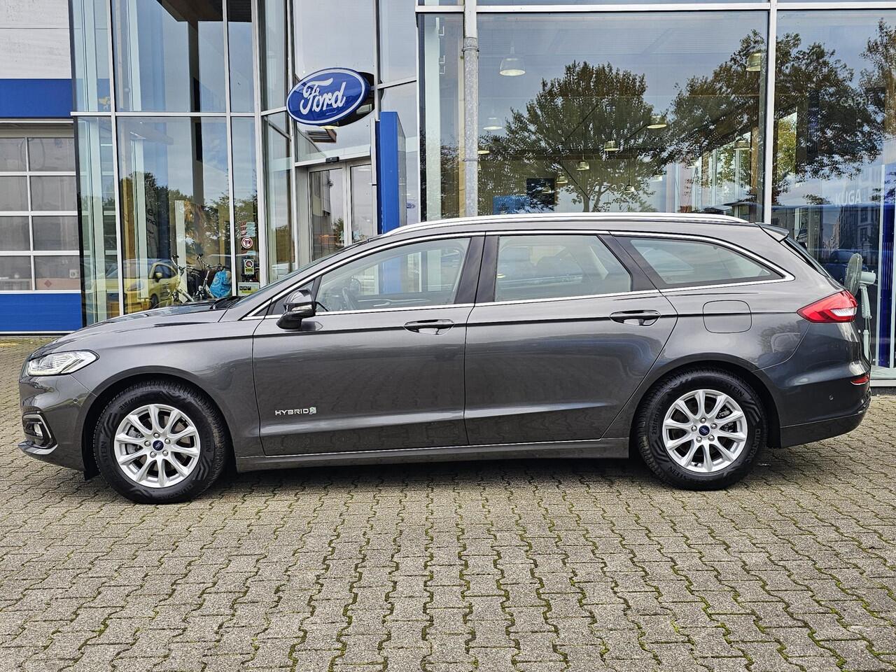 Ford MONDEO Wagon 2.0 IVCT HEV Titanium Adaptive cruise control | Trekhaak wegklapbaar | Climate control | Winterpack | Zeer nette auto!