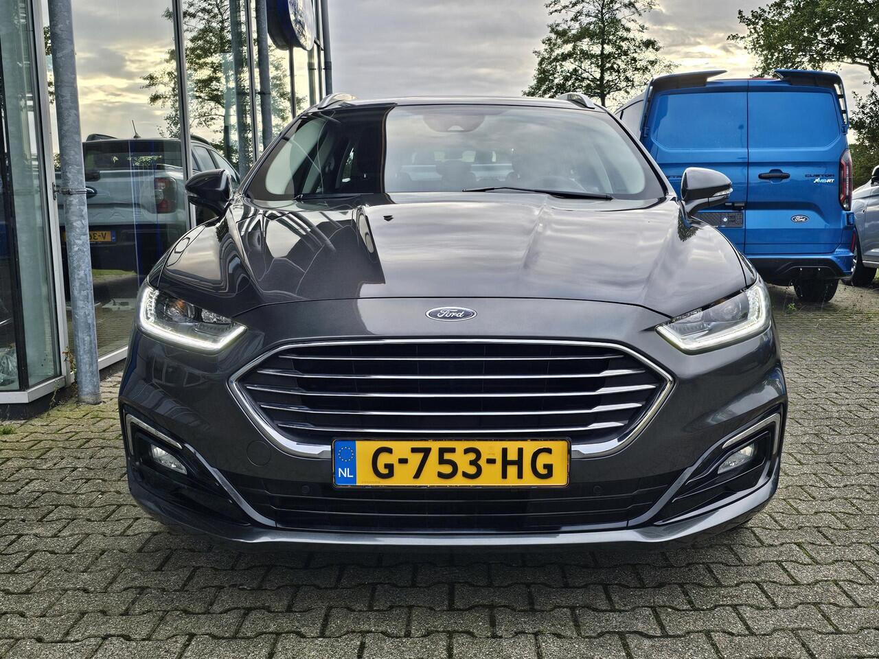 Ford MONDEO Wagon 2.0 IVCT HEV Titanium Adaptive cruise control | Trekhaak wegklapbaar | Climate control | Winterpack | Zeer nette auto!