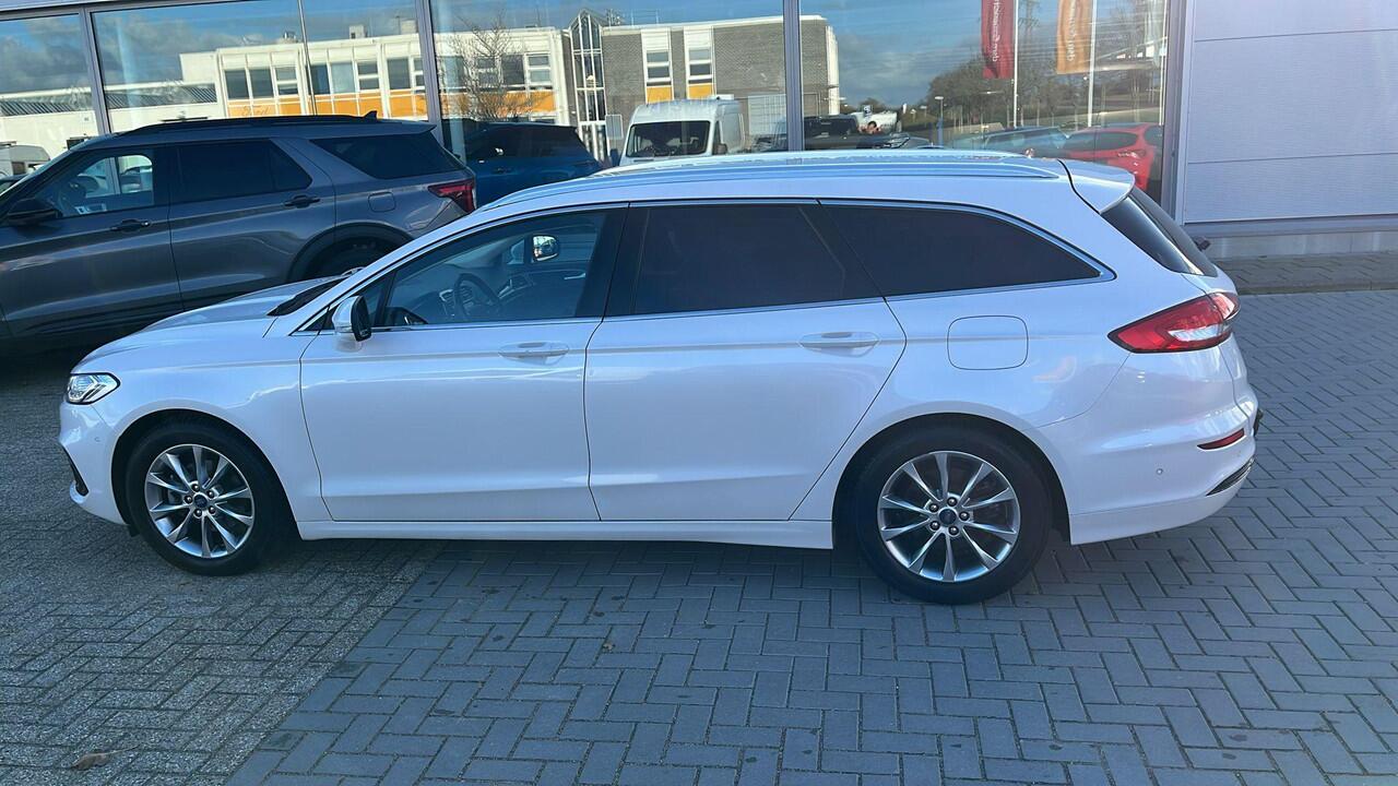 Ford MONDEO Wagon 2.0 IVCT HEV Titanium | Adaptieve cruise control | Trekhaak | Winter pack | Full LED | Vol leder