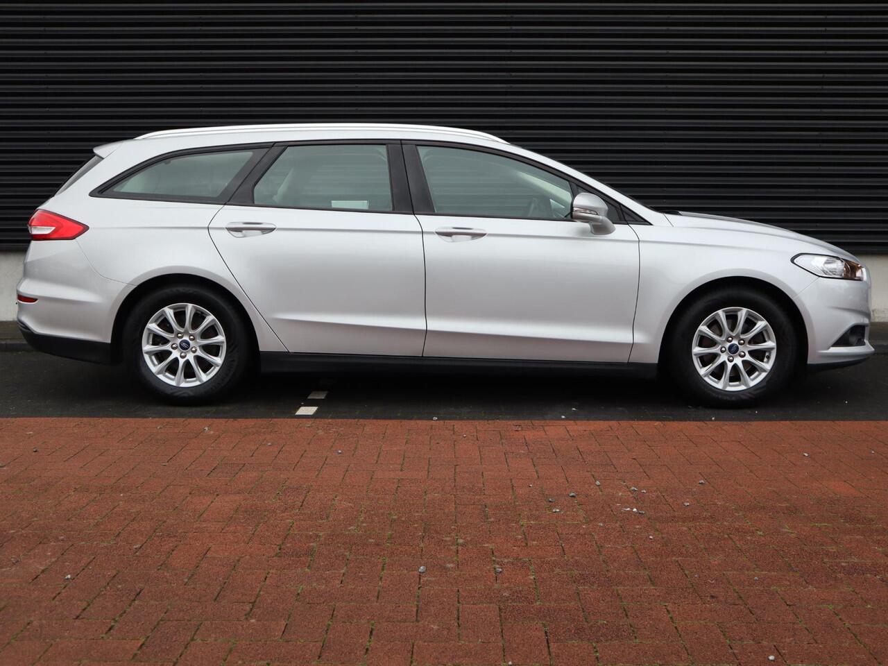 Ford MONDEO Wagon 1.5 Titanium Lease Edition | Clima | Cruise | Multimedia/navi | PDC |