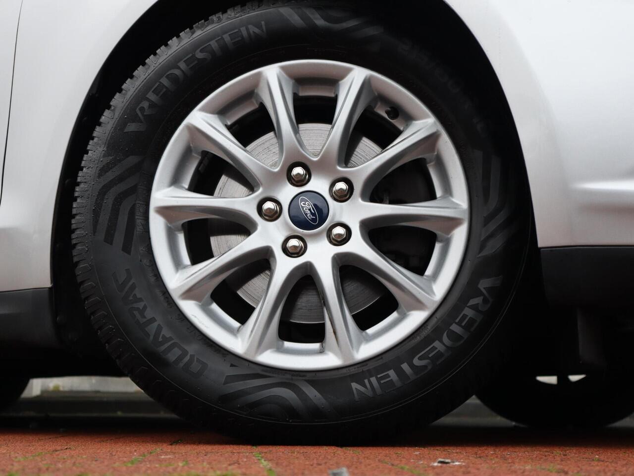 Ford MONDEO Wagon 1.5 Titanium Lease Edition | Clima | Cruise | Multimedia/navi | PDC |