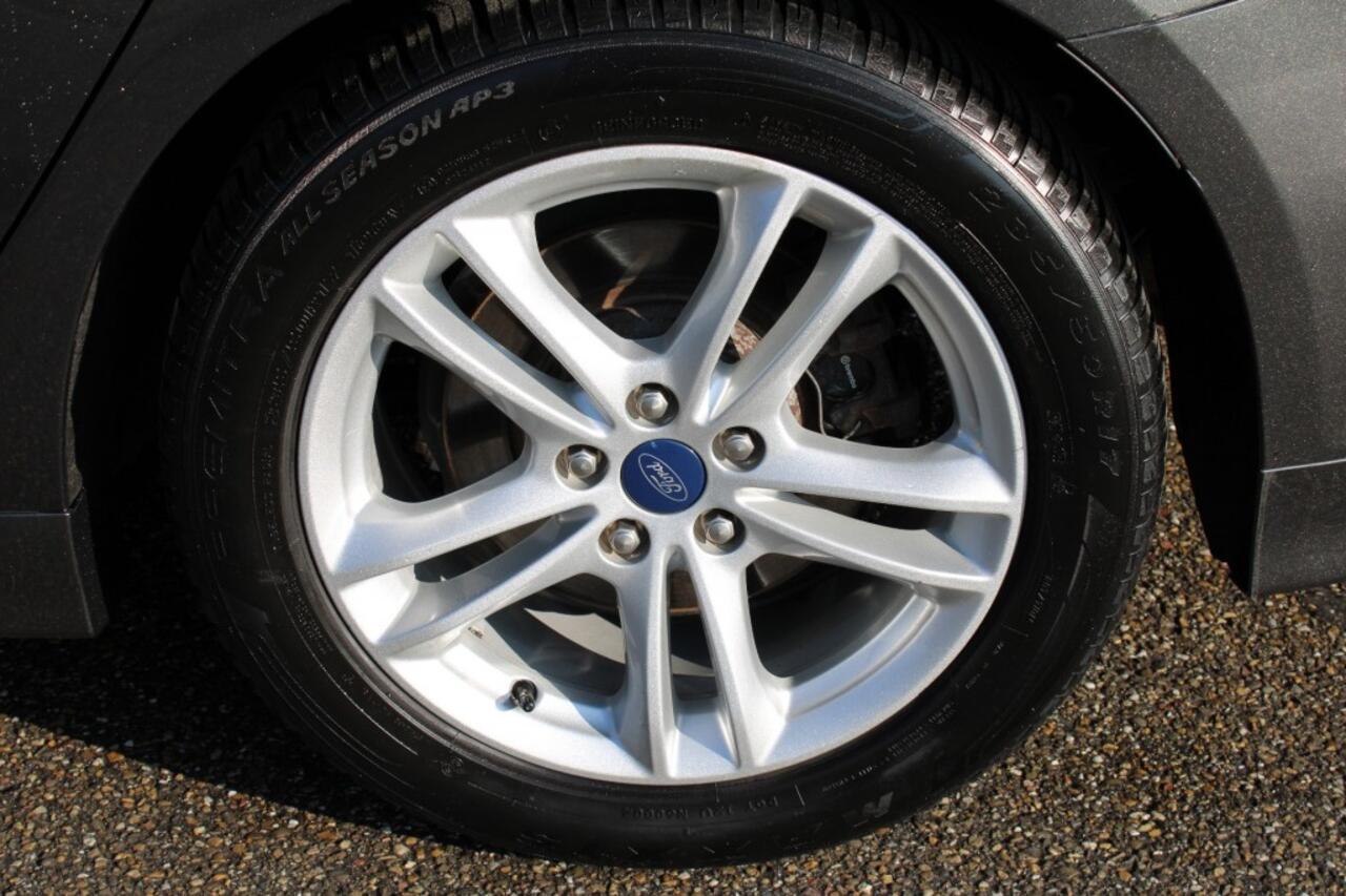 Ford MONDEO Wagon 1.5 165pk Titanium ECC/cruise/carplay/navi/PDC/camera