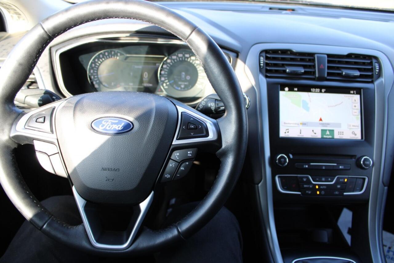 Ford MONDEO Wagon 1.5 165pk Titanium ECC/cruise/carplay/navi/PDC/camera