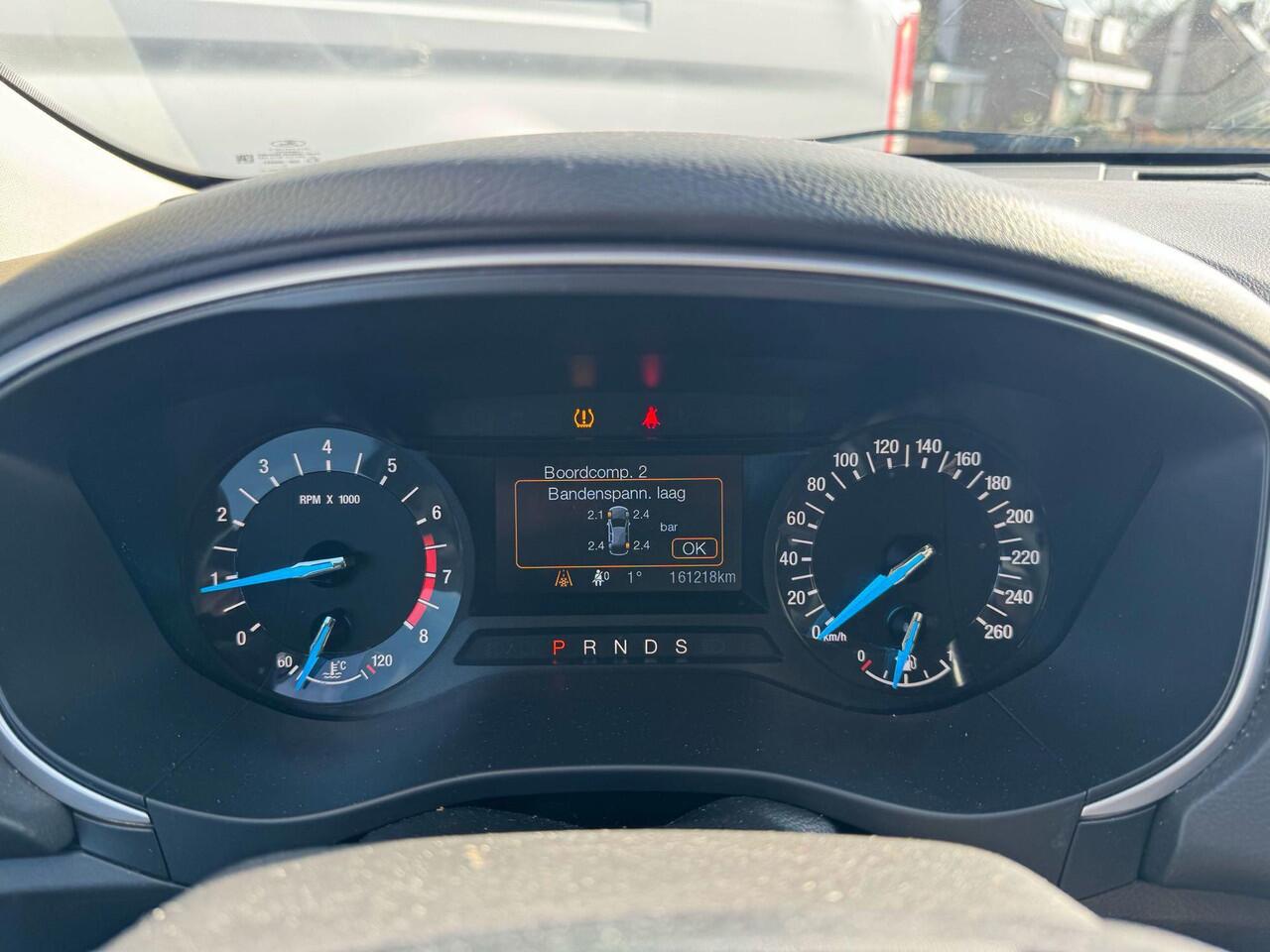 Ford MONDEO Wagon 1.5 Ecoboost Titanium 160pk Automaat | Trekhaak | Stoelverwarming | Apple Carplay,Android Auto | Dealer onderhouden | 1.450 Trekgewicht