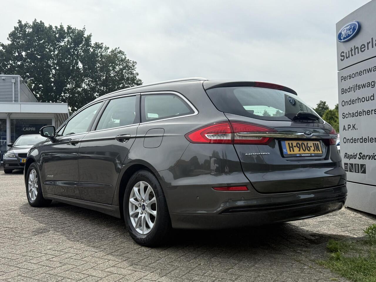 Ford MONDEO Wagon 2.0 IVCT HEV Titanium 187pk Cruise Control | Navigatie | Apple Carplay / Android Auto | Climate control | Extra Winterbanden set!