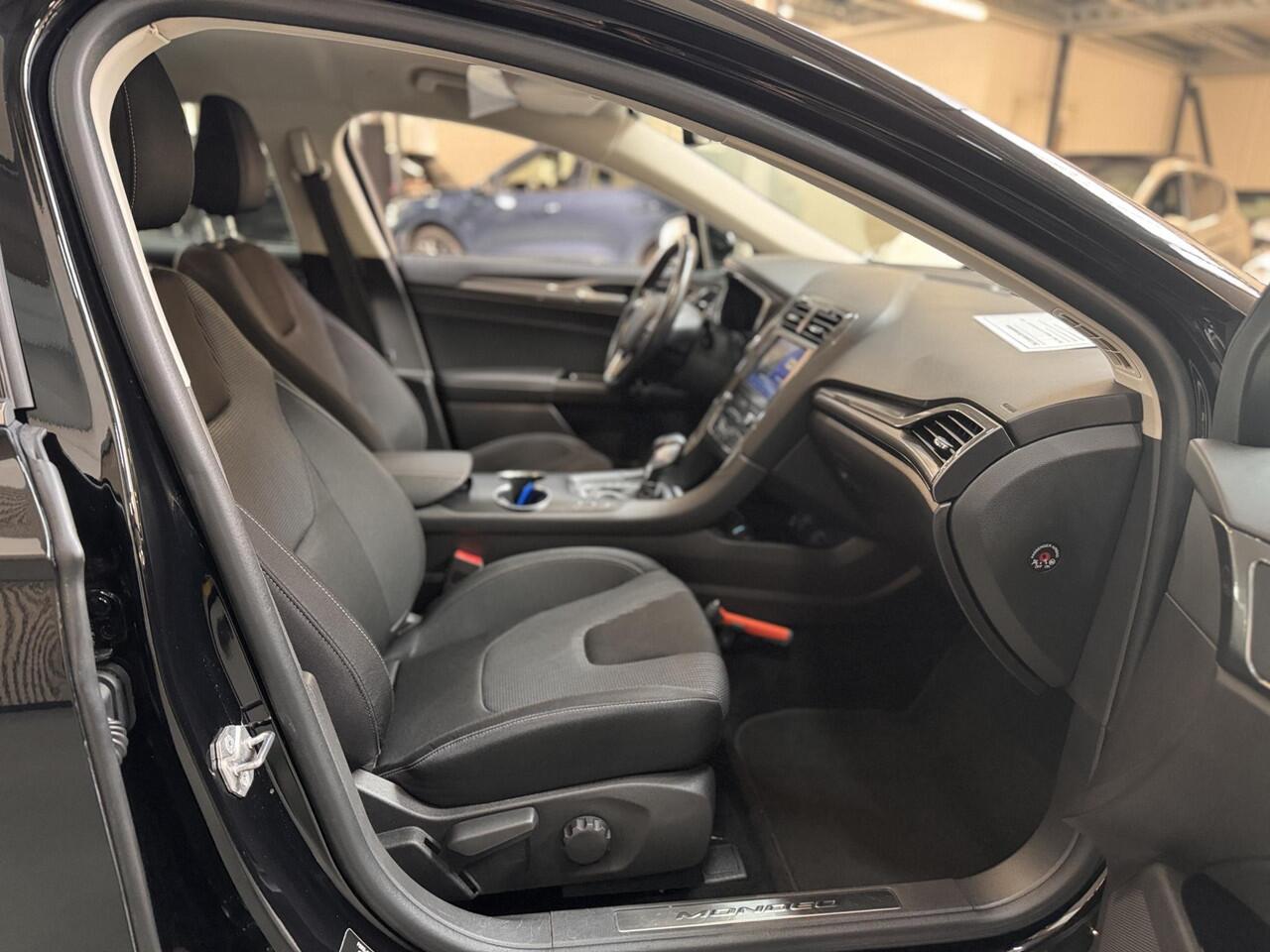 Ford MONDEO 2.0 IVCT HEV 187pk Hybride Automaat Titanium Trekhaak Parking pack Dealeronderhouden 1e eigenaar Wagon