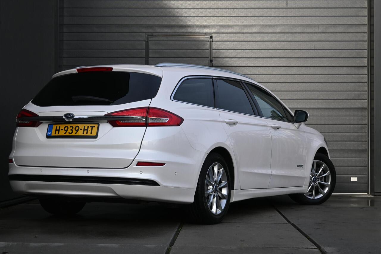 Ford MONDEO Wagon 2.0 IVCT HEV Titanium | SCHUIF/KANTELDAK | CAMERA | STOELVERWARMING | NAVI | CRUISE CONTROL | CLIMATE CONTROL | PDC | LMV