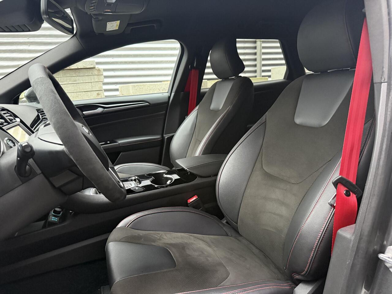 Ford MONDEO Wagon 2.0 IVCT HEV ST-Line zeer netjes!