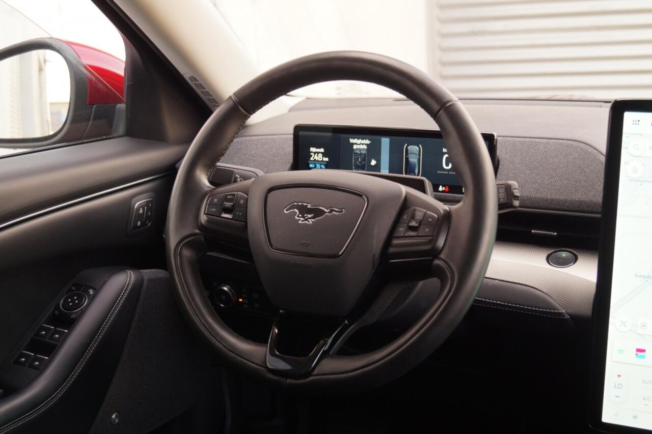 Ford MUSTANG RWD 75kWh -PANO-LEER-CAM-ECC-B&O-