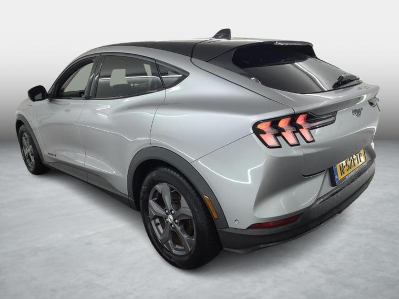 Ford MUSTANG Mach-E Extended RWD 98 kWh | Panoramadak | tech. plus pakket |