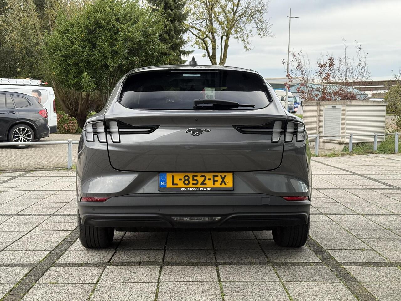 Ford MUSTANG Mach-E Aut. 75kWh | Leder | Navi | B&O Sound | 360 Camera |