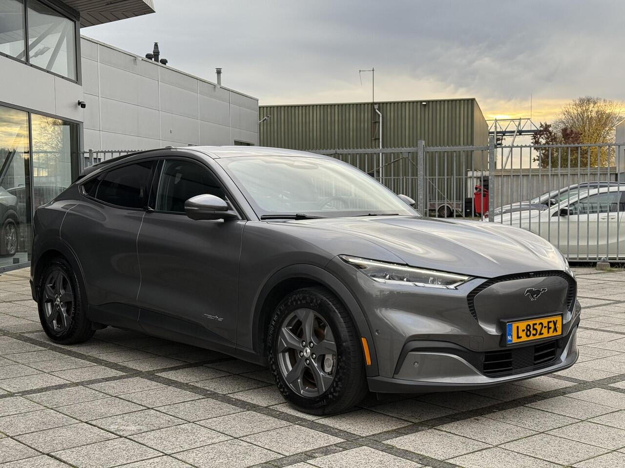 Ford MUSTANG Mach-E Aut. 75kWh | Leder | Navi | B&O Sound | 360 Camera |