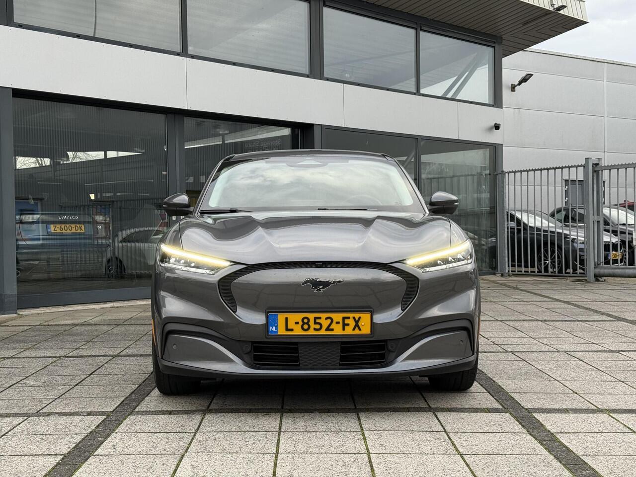 Ford MUSTANG Mach-E Aut. 75kWh | Leder | Navi | B&O Sound | 360 Camera |