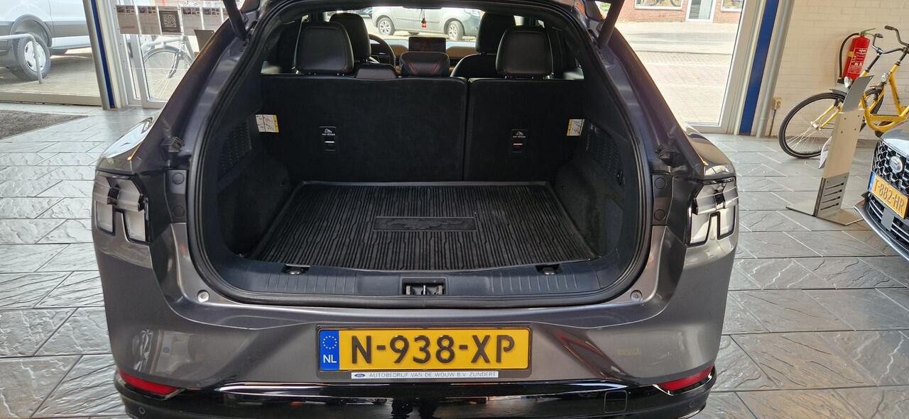 Ford MUSTANG Mach-E Extended First Edition AWD 98 kWh Garantie t/m juni 2028!!!