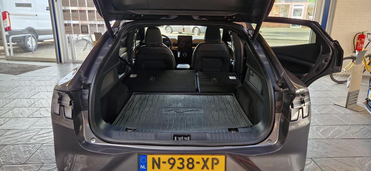 Ford MUSTANG Mach-E Extended First Edition AWD 98 kWh Garantie t/m juni 2028!!!