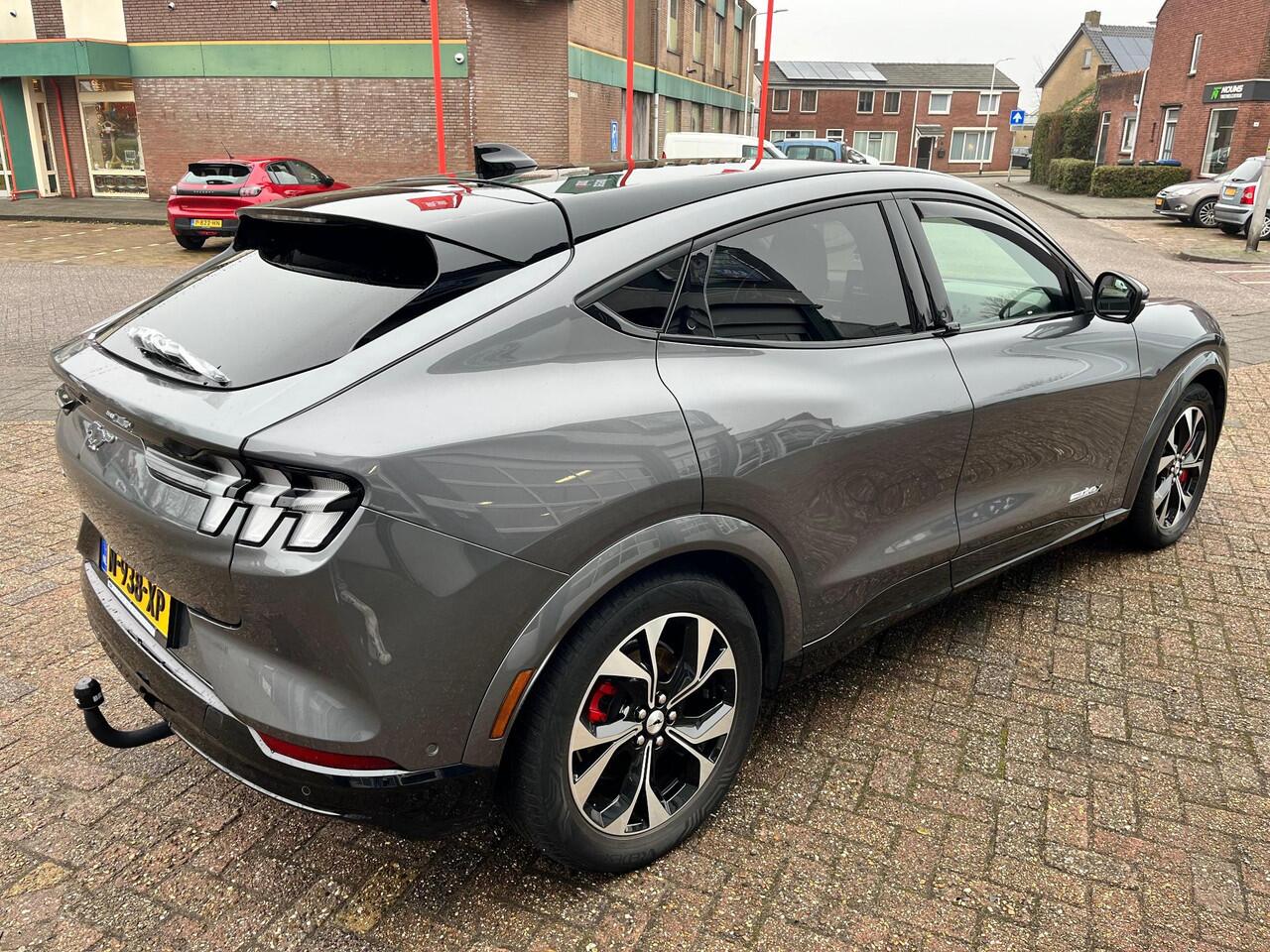 Ford MUSTANG Mach-E Extended First Edition AWD 98 kWh Garantie t/m juni 2028!!!