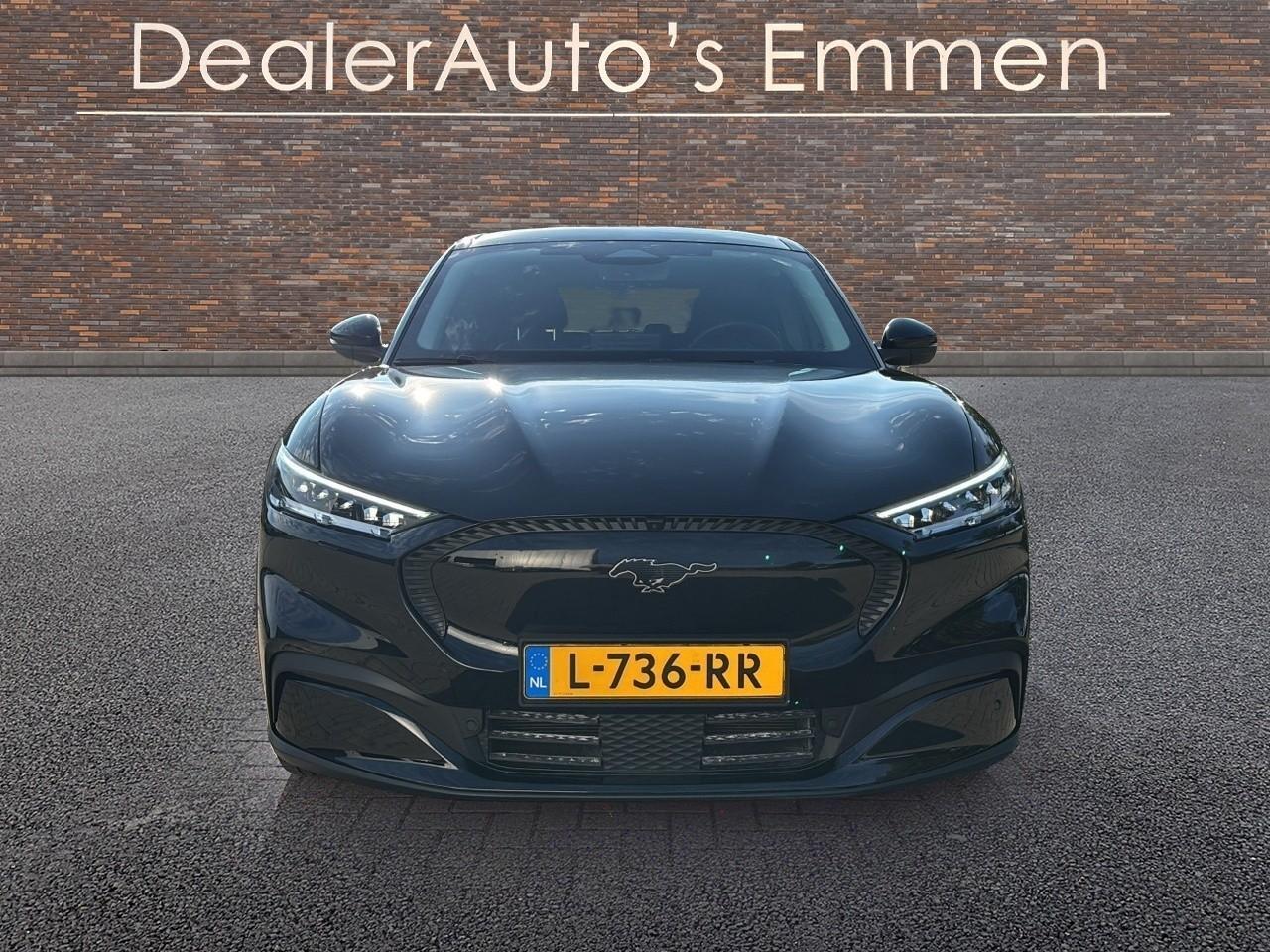 Ford MUSTANG Mach-E Extended 98 kWh ECC LMV LEDER NAVI SOH 94%