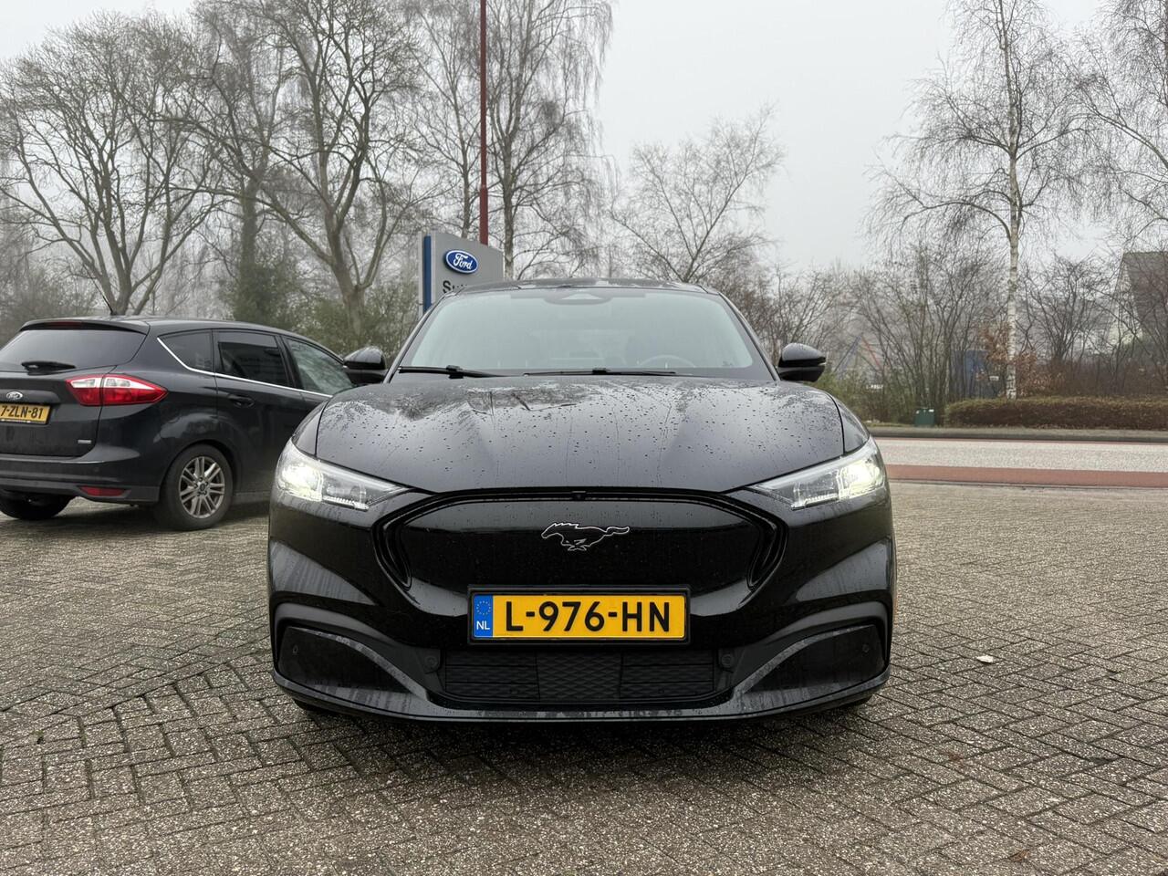 Ford MUSTANG Mach-E Extended AWD 98 kWh | 337pk | Adaptieve Cruise | Trekhaak | Bang&Olufsen | 360 graden camera | Memory Seats