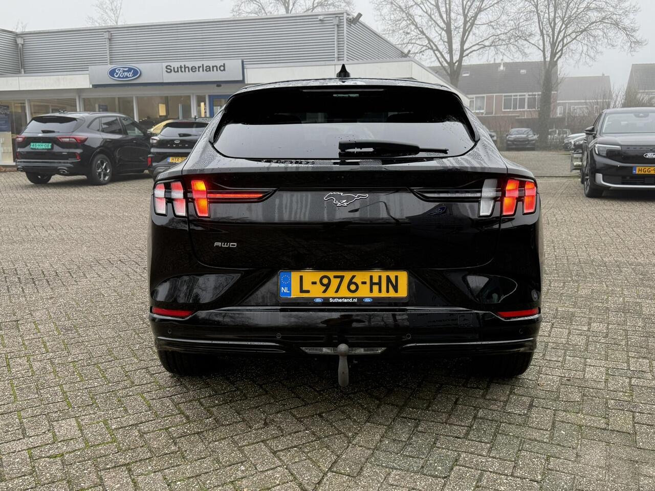 Ford MUSTANG Mach-E Extended AWD 98 kWh | 337pk | Adaptieve Cruise | Trekhaak | Bang&Olufsen | 360 graden camera | Memory Seats