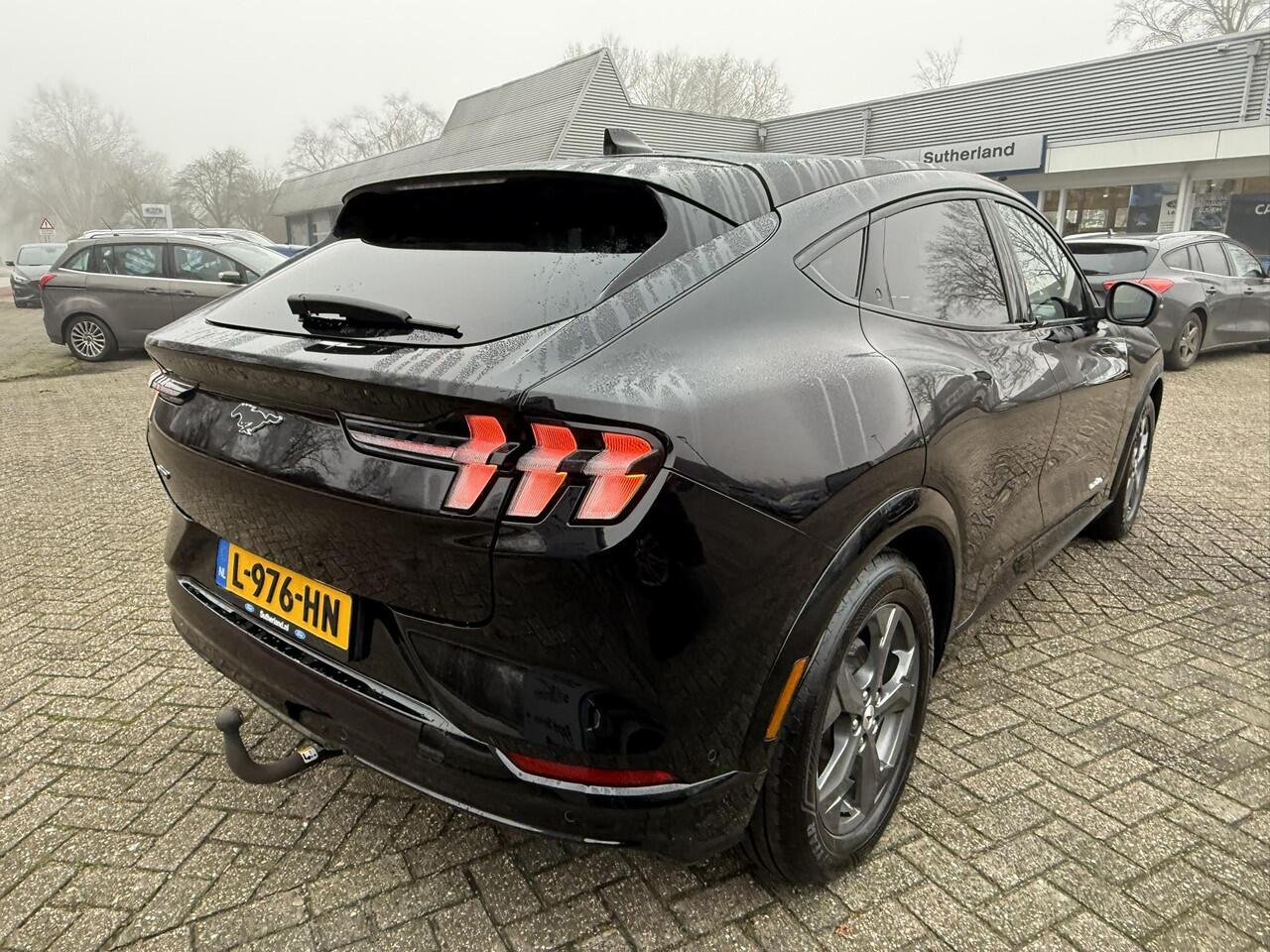 Ford MUSTANG Mach-E Extended AWD 98 kWh | 337pk | Adaptieve Cruise | Trekhaak | Bang&Olufsen | 360 graden camera | Memory Seats
