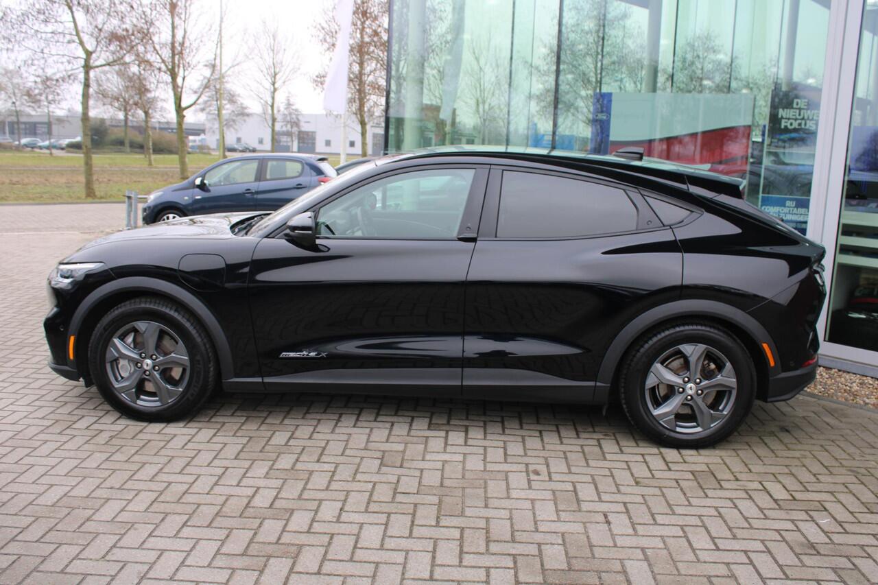 Ford MUSTANG Mach-E Extended RWD 98 kWh | Panoramadak | Trekhaak | Bang&Olufsen | Elektrische achterklep