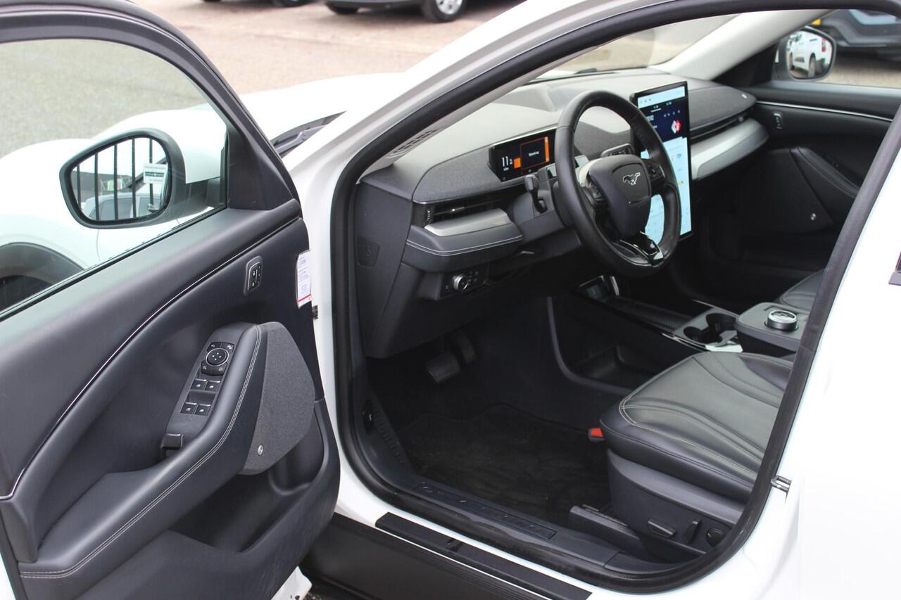Ford MUSTANG Mach-E Extended RWD 98 kWh, SOH 93.5, Panoramadak, Leer!
