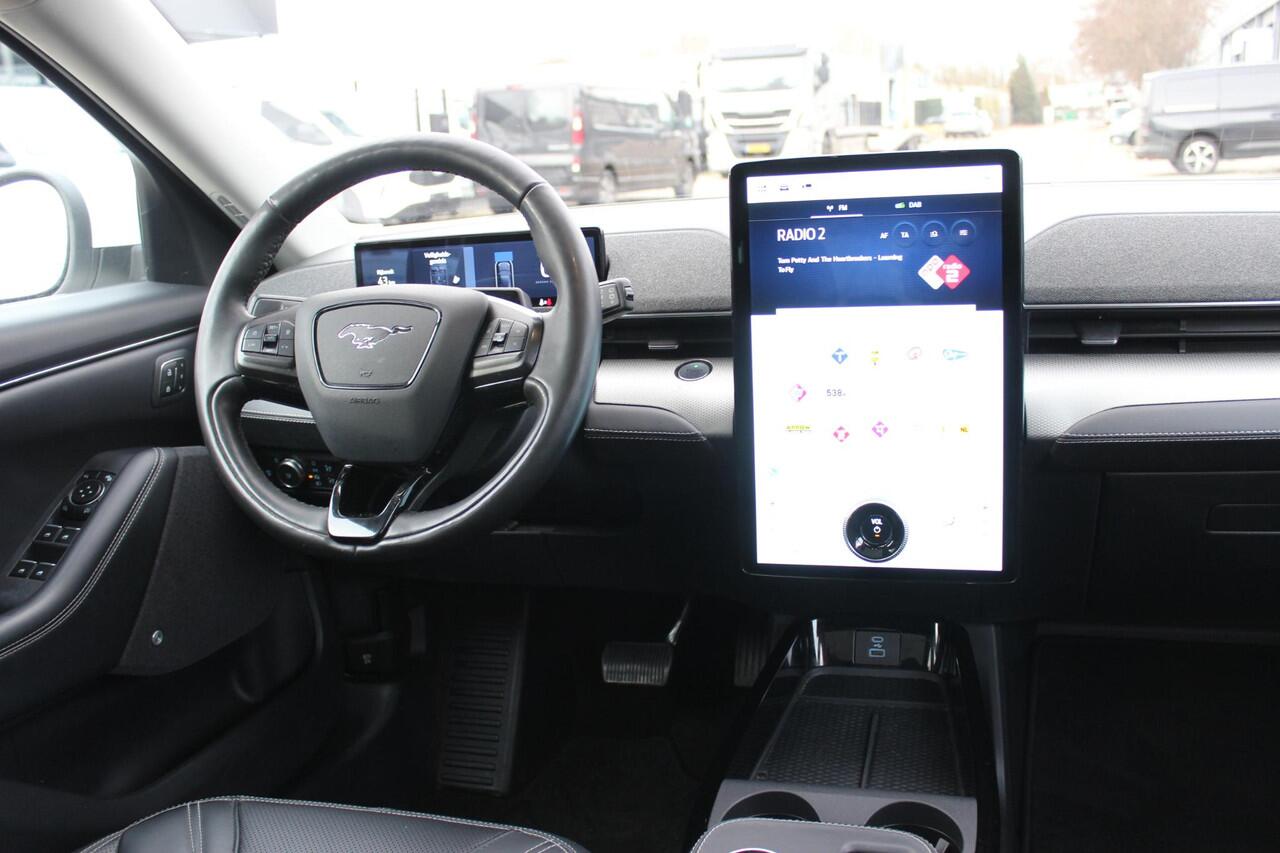 Ford MUSTANG Mach-E Extended RWD 98 kWh, SOH 93.5, Panoramadak, Leer!