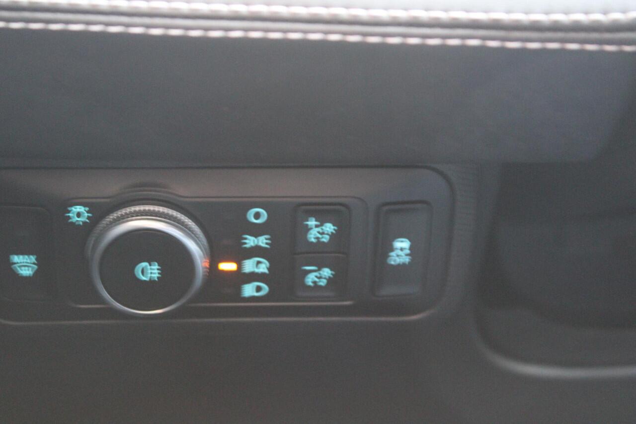 Ford MUSTANG Mach-E RWD 75 kWh | Full Leder | 113000 km!