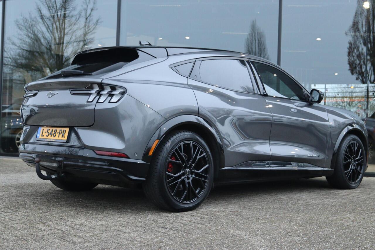Ford MUSTANG MACH-E EXTENDED FIRST EDITION AWD 98KWH ORIG. NL | 373PK | SOH 93% | CARPLAY | 360 CAMERA | B&O | MEMORY | WINTERPACK