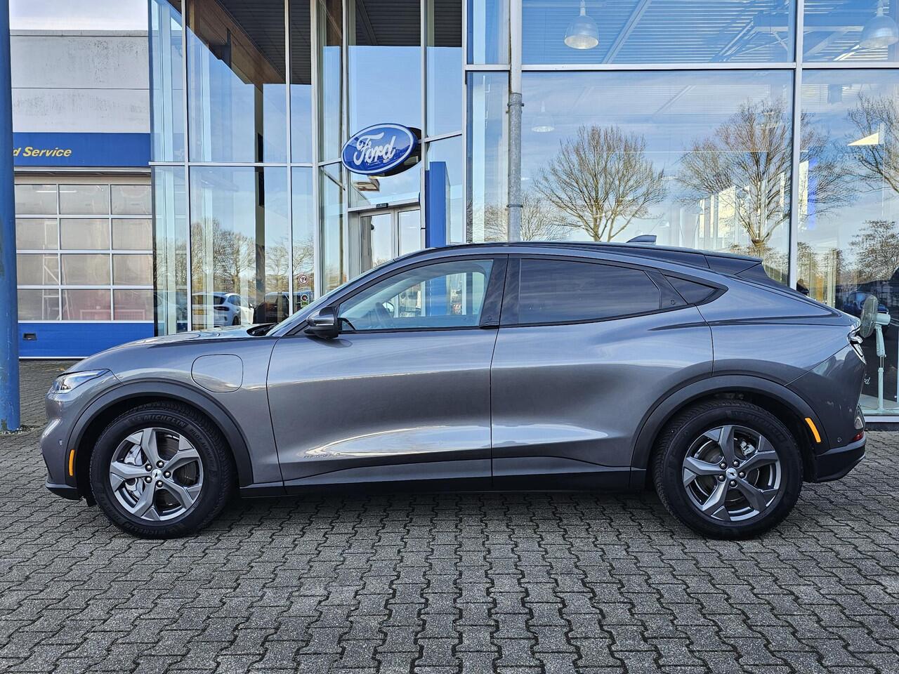 Ford MUSTANG Mach-E RWD 75 kWh | Bang & Olufsen | 43600 km