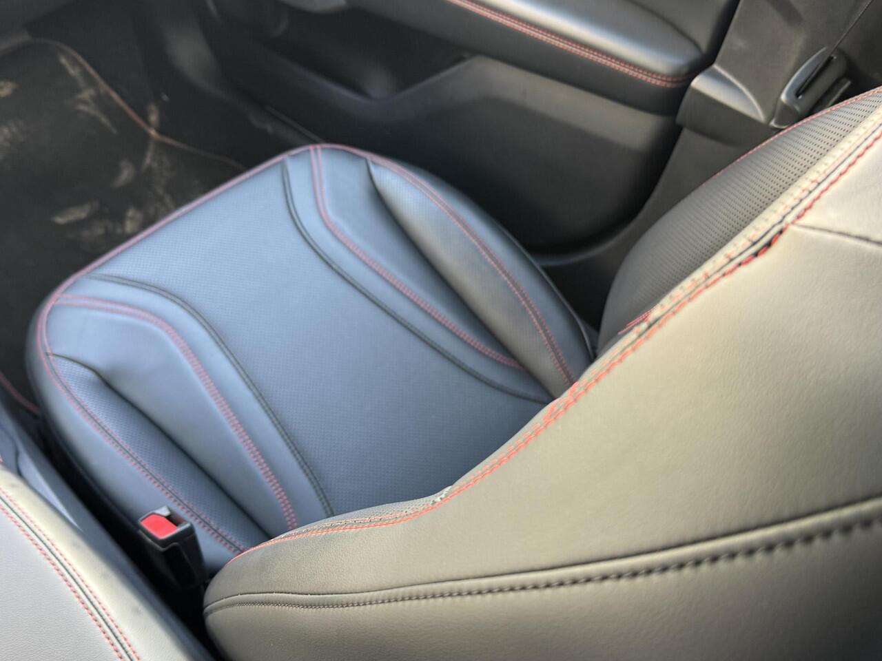 Ford MUSTANG Mach-E AWD 75 kWh / SOH 94,5 % / Navigatie / Panoramadak / Achterklep Elektrisch / Cruise Control Adaptief / Climate Control / Bang & Olufsen sound / Lederen bekleding