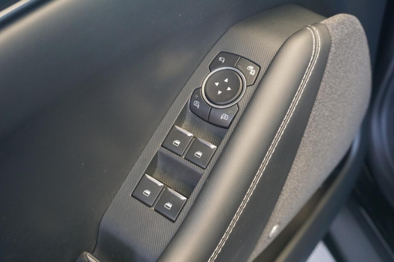 Ford MUSTANG Extended RWD 98 kWh | Panorama | 360° Camera | B&O | Tech Pack +