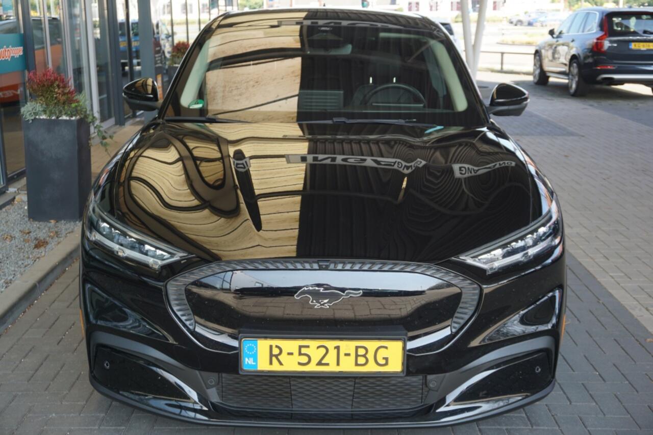 Ford MUSTANG Extended RWD 98 kWh | Panorama | 360° Camera | B&O | Tech Pack +