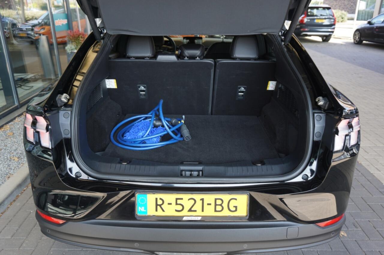 Ford MUSTANG Extended RWD 98 kWh | Panorama | 360° Camera | B&O | Tech Pack +