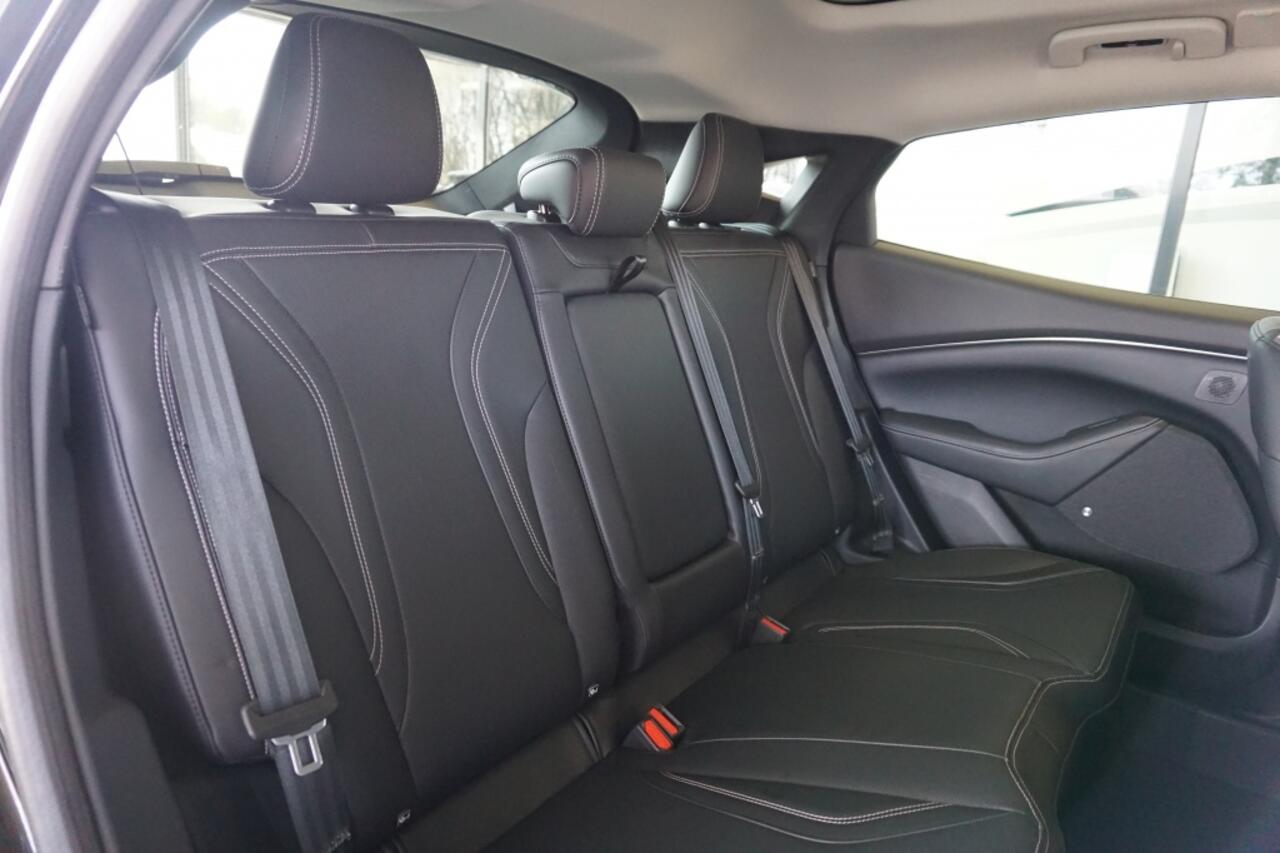 Ford MUSTANG Extended RWD 98 kWh | Panorama | 360° Camera | B&O | Tech Pack +