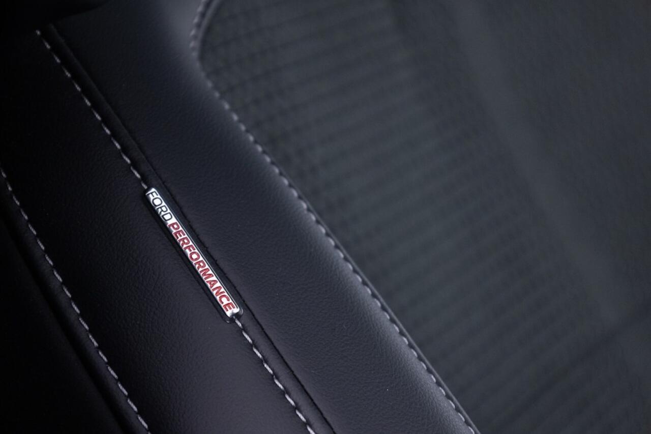 Ford MUSTANG Mach-E GT Extended AWD 98 kWh 487PK | PANORAMADAK | B&O | Full LED | 360 Camera | SOH 98%