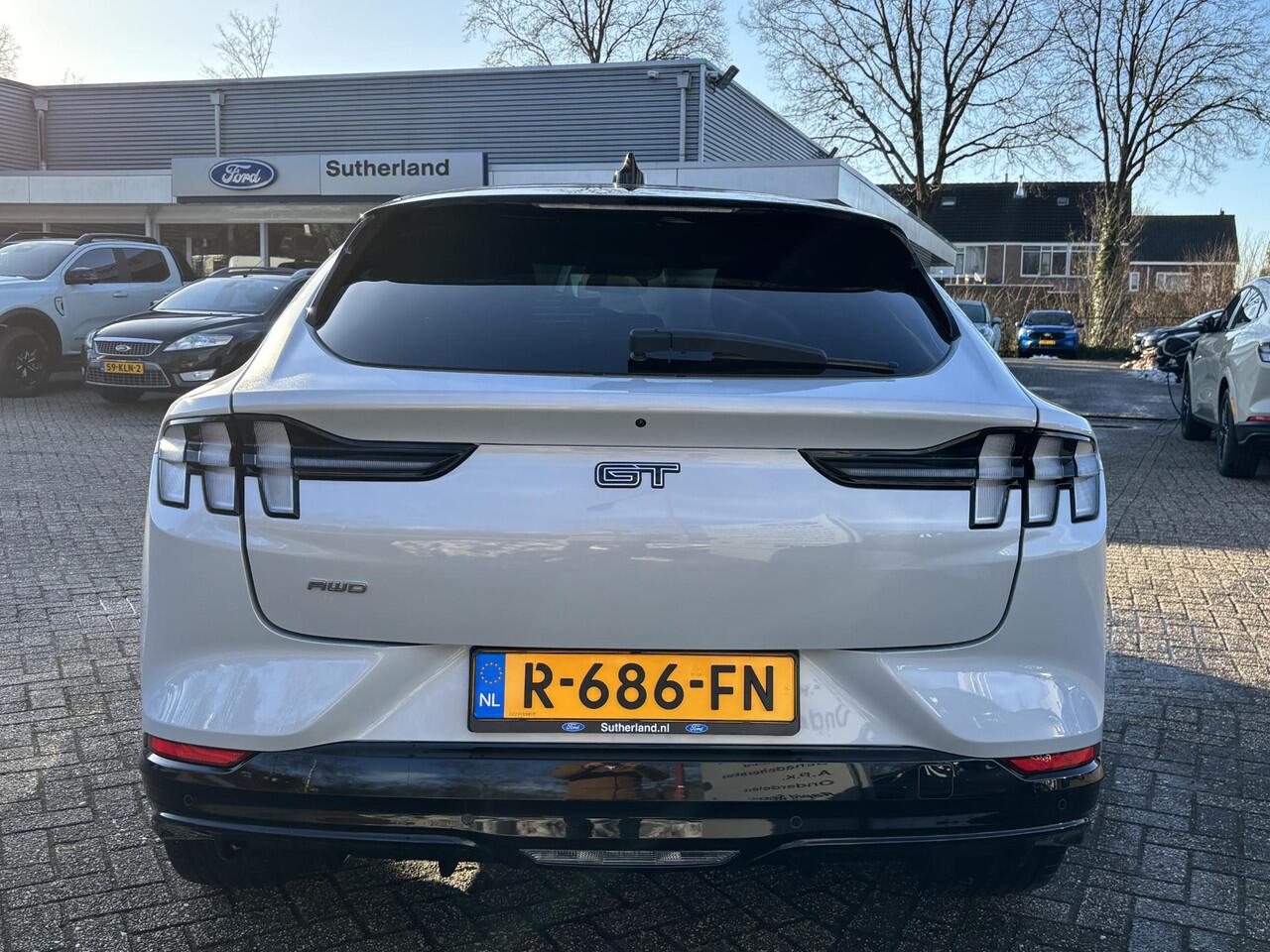 Ford MUSTANG Mach-E GT Extended AWD 98 kWh 486pk Adaptieve Cruise | Afneembare Trekhaak | Nederlandse Auto | Dealer onderhouden