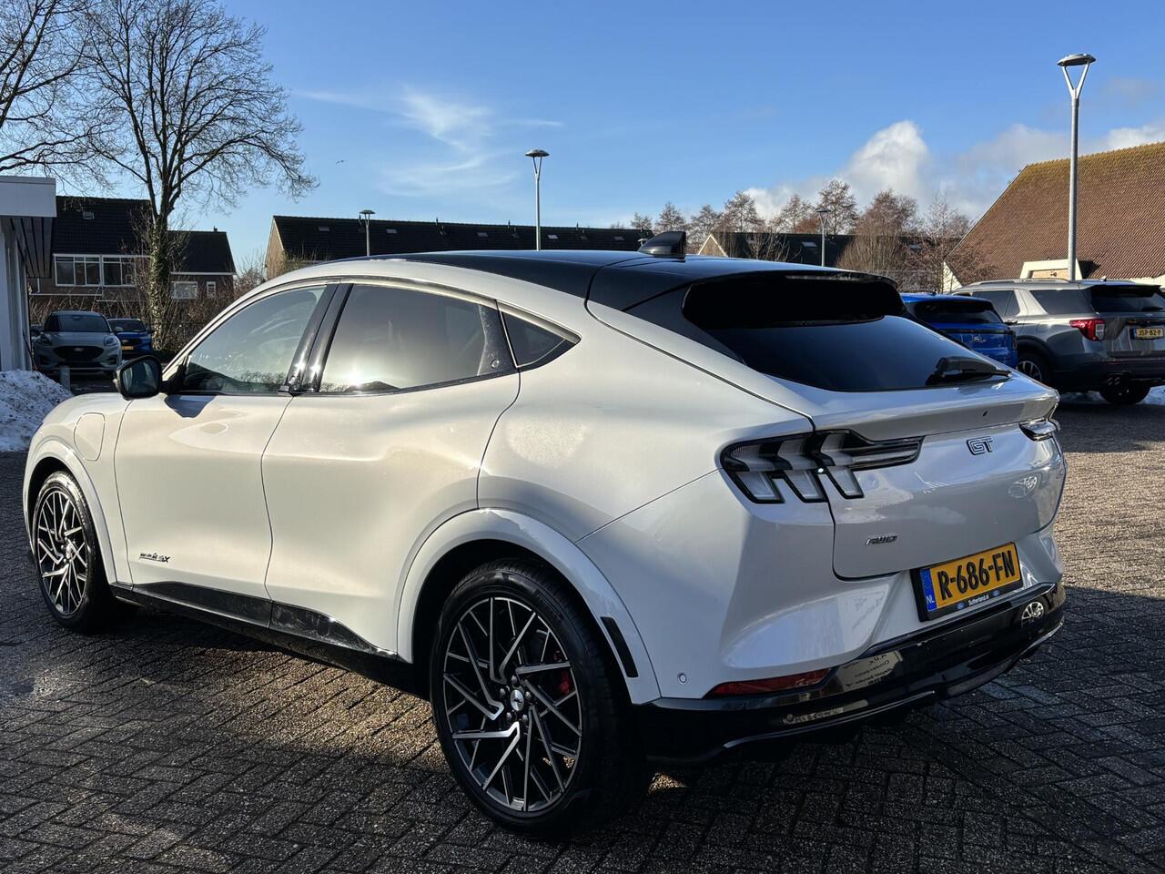 Ford MUSTANG Mach-E GT Extended AWD 98 kWh 486pk Adaptieve Cruise | Afneembare Trekhaak | Nederlandse Auto | Dealer onderhouden