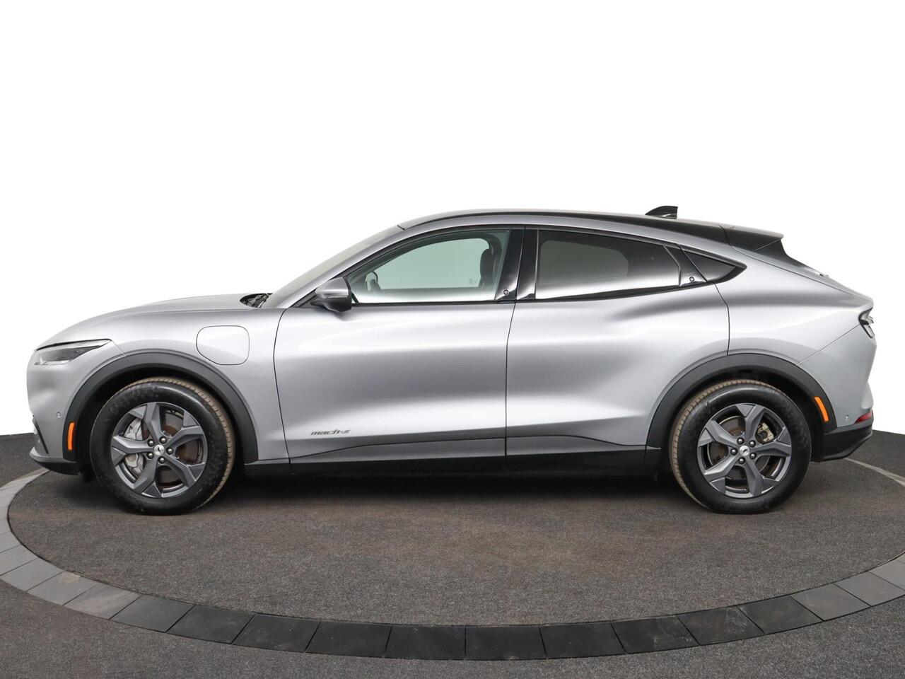 Ford MUSTANG Mach-E RWD 75 kWh |NAP |1e eigenaar |Pano|B&O|BTW |Bomvol