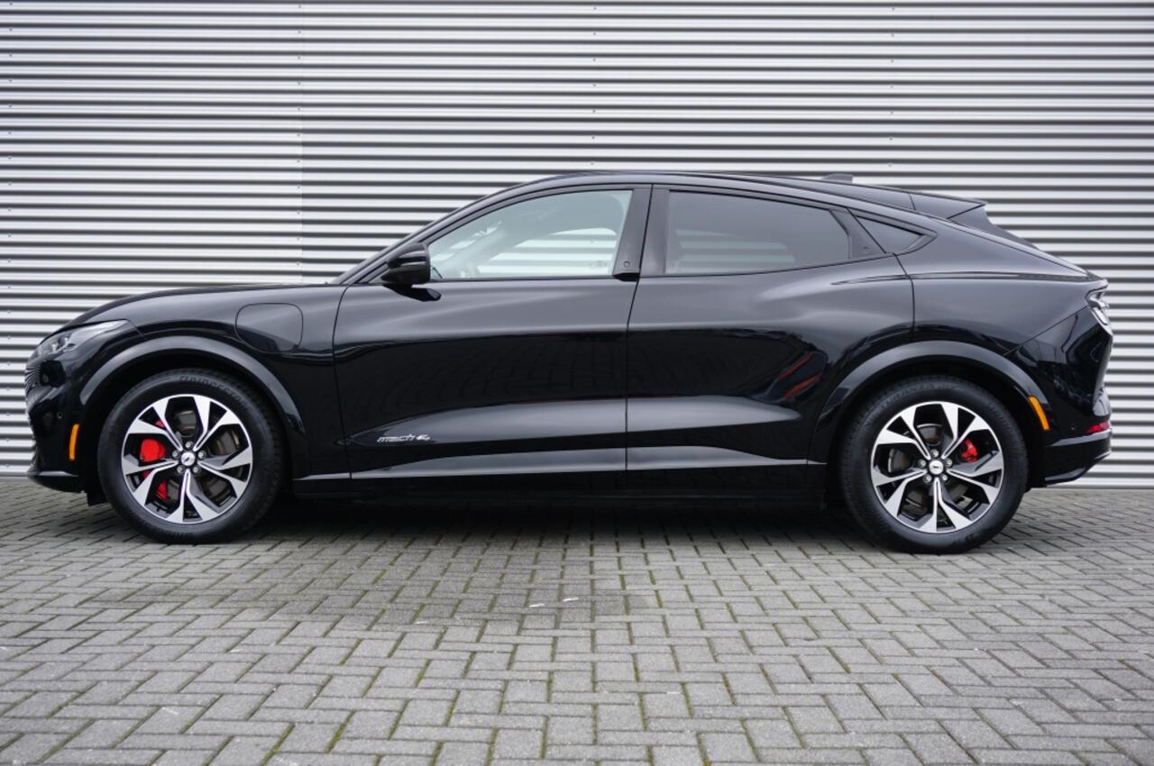 Ford MUSTANG Mach-E AWD 75 kWh 100% ELECTRISCH | 360° CAMERA | PREMIUM AUDIO | 92% S