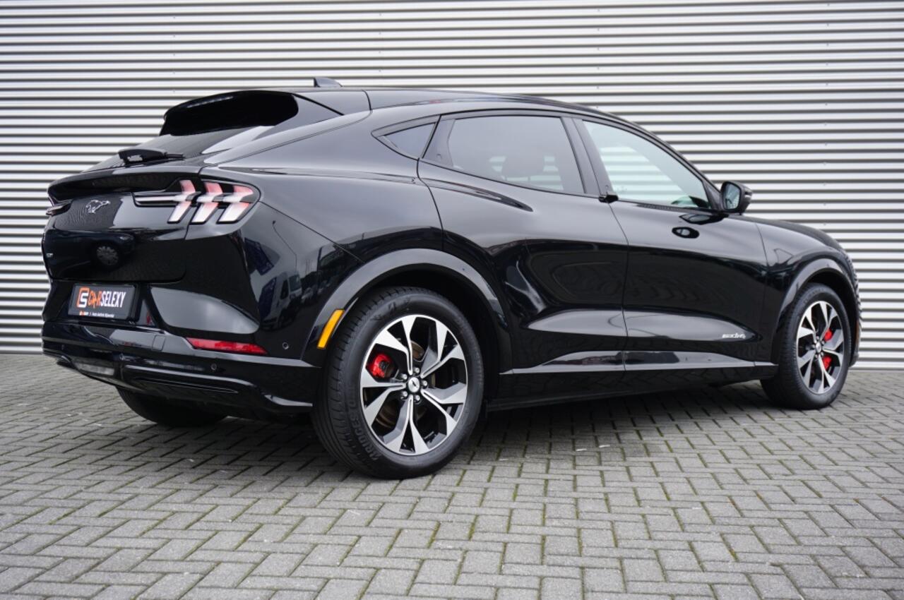Ford MUSTANG Mach-E AWD 75 kWh 100% ELECTRISCH | 360° CAMERA | PREMIUM AUDIO | 92% S