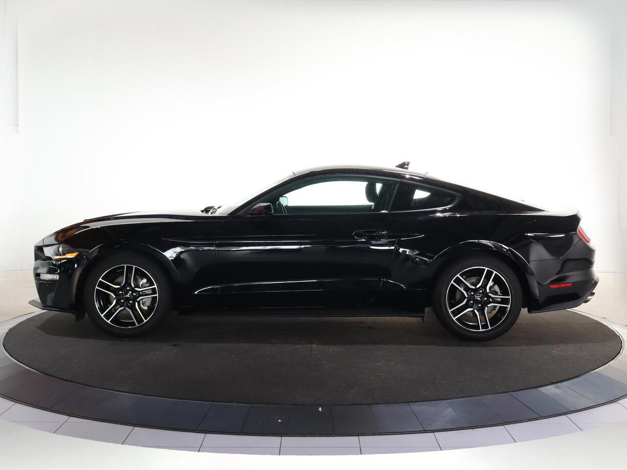 Ford MUSTANG Fastback 2.3 EcoBoost | Achteruitrijcamera | Navigatie | Climate Control |