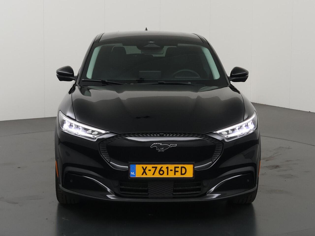 Ford MUSTANG Mach-E RWD 75 kWh | Stoel/Stuurverwarming | B&O | Elektr. Achterklep | Parkeercamera 360° | Cruise Control Adaptief | Dodehoekdetectie | Navigatie |