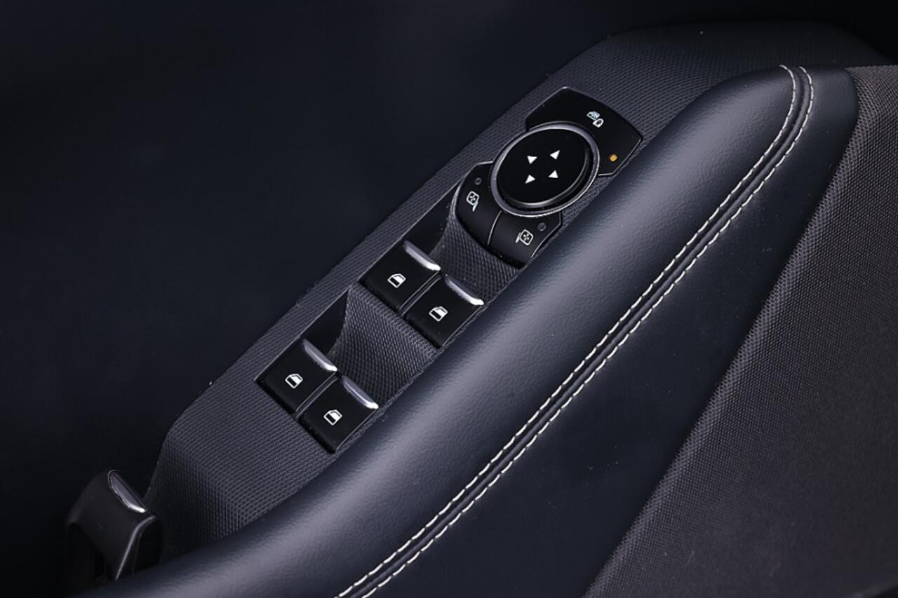 Ford MUSTANG Mach-E RWD 75 kWh | Full LED | LEDER | CAMERA | SOH 96%