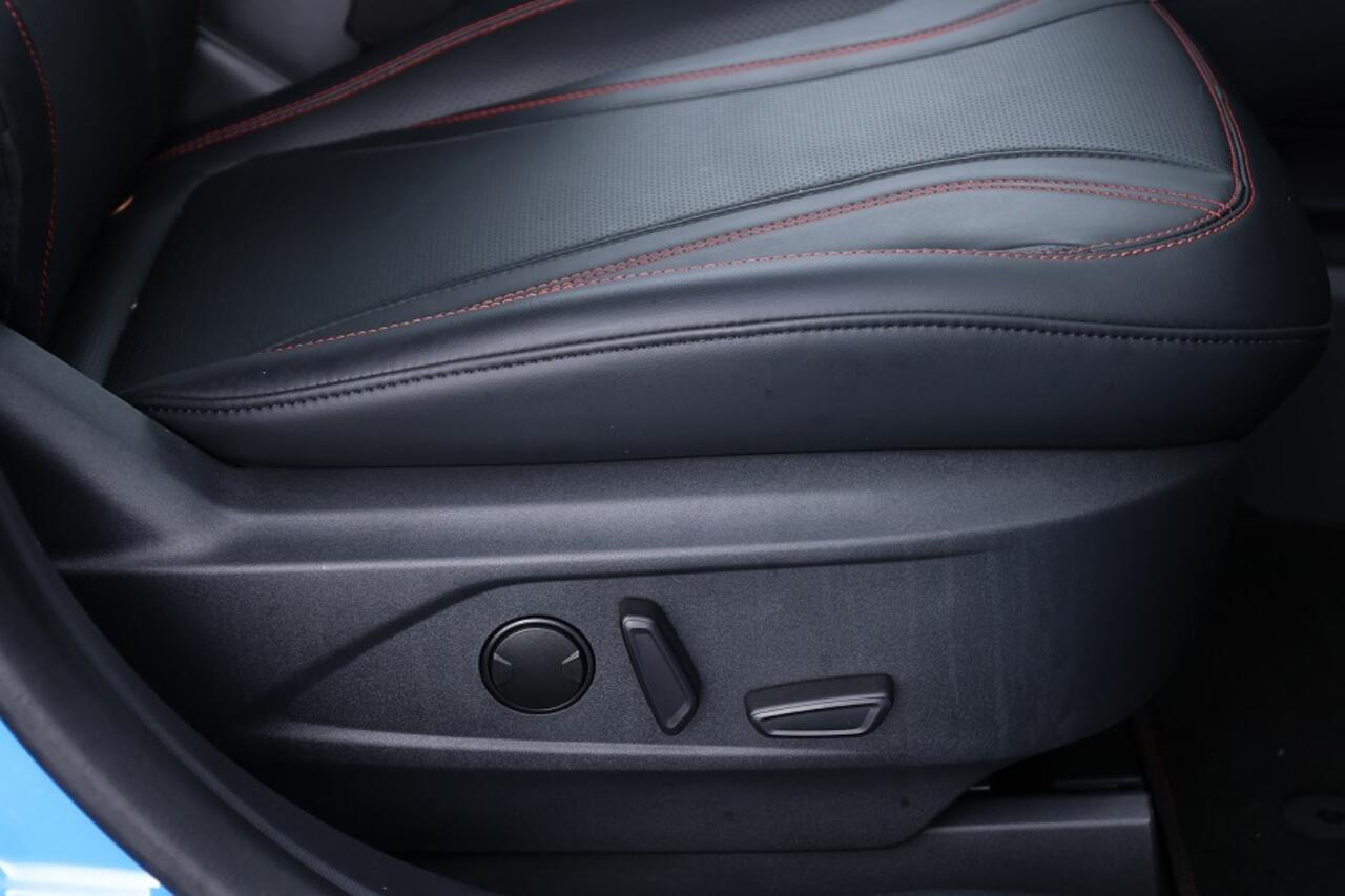 Ford MUSTANG Mach-E Premium AWD 75 kWh | B&O | LEDER | KEYLESS | CARPLAY