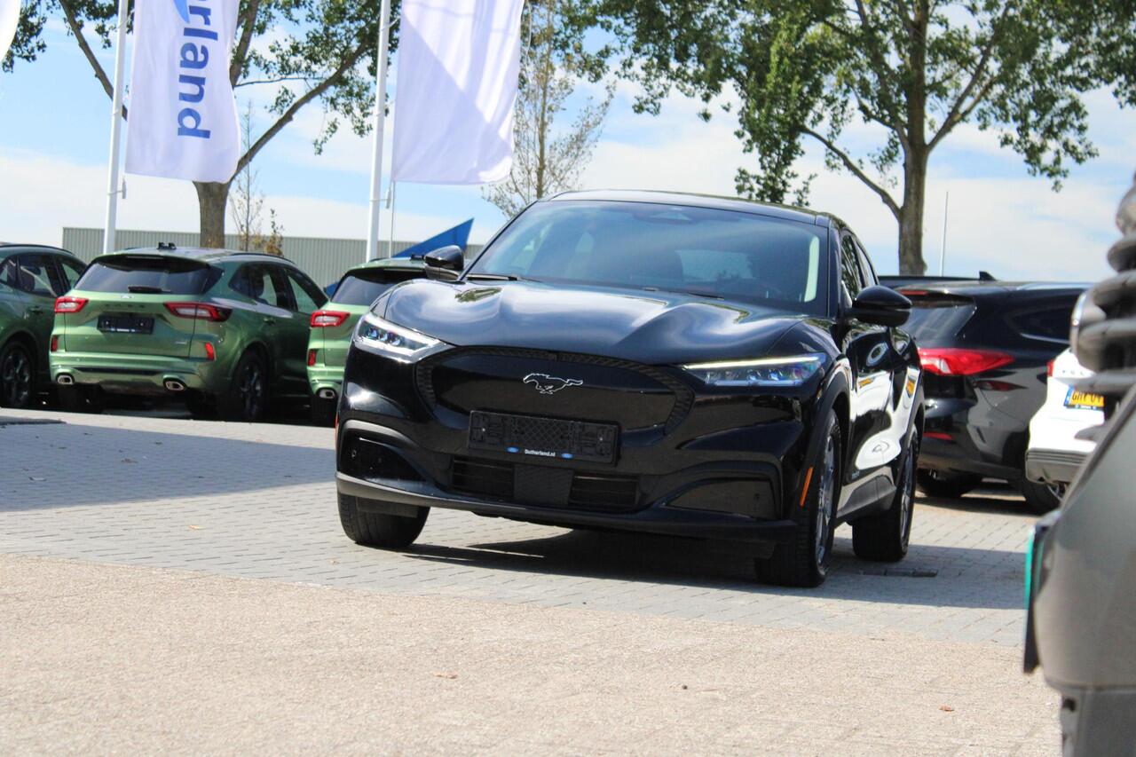 Ford MUSTANG Mach-E RWD 75 kWh 269pk | Technology Pack + | Adaptieve cruise | Winterpack |