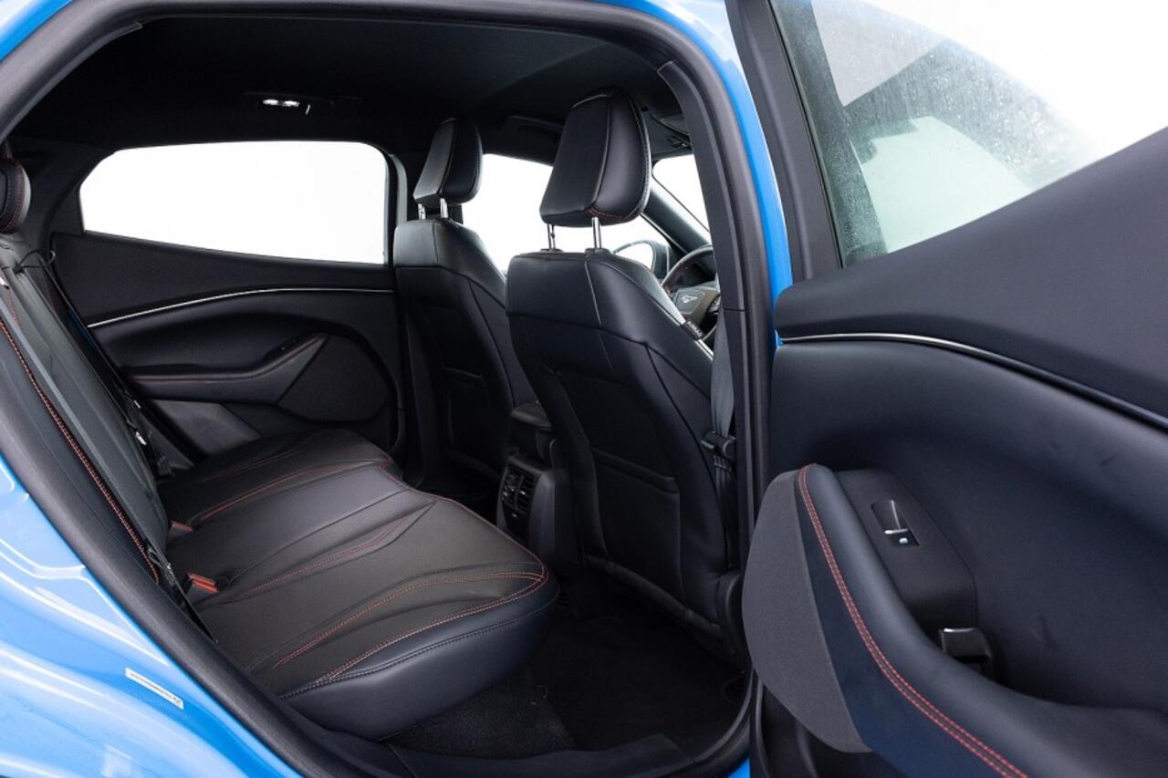 Ford MUSTANG Mach-E Premium AWD 75 kWh | LEDER | KEYLESS | Full LED | SOH 98,5%